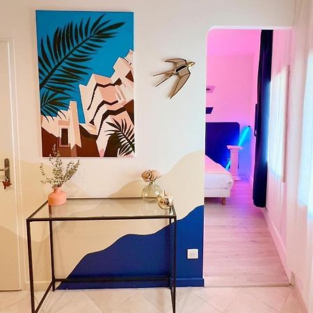 Roma Reva: Design Et Home Cinema Nimes Bagian luar foto
